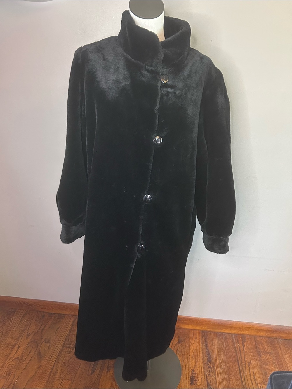 Gallery Black Faux Fur Teddy Coat with High Collar vintage reversible